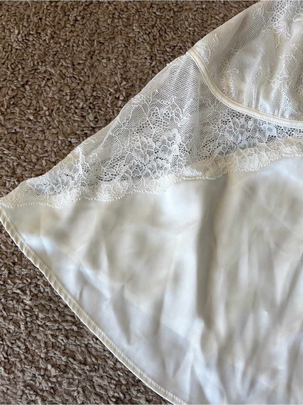Abercrombie Women’s Sheer Sleep Cami | Pearl | Size Medium - Picture 4 of 12